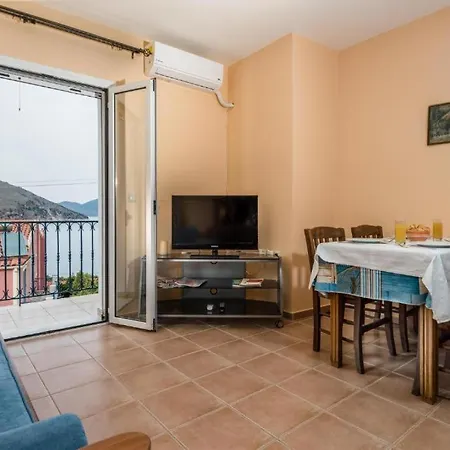 Makris House- Panorama * Αγία Ευφημία